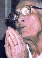 Lidová léčitelka Božena Kamenická (* 7. srpna 1898   † 5. září 1996)